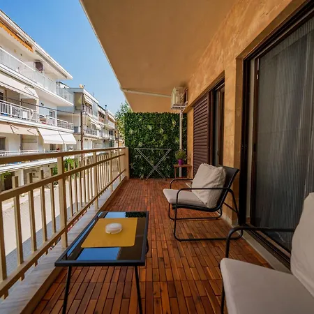 Apartment Lux Movie Stars Perea *