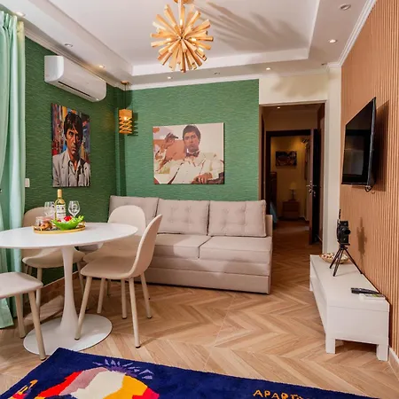 Apartment Lux Movie Stars Perea