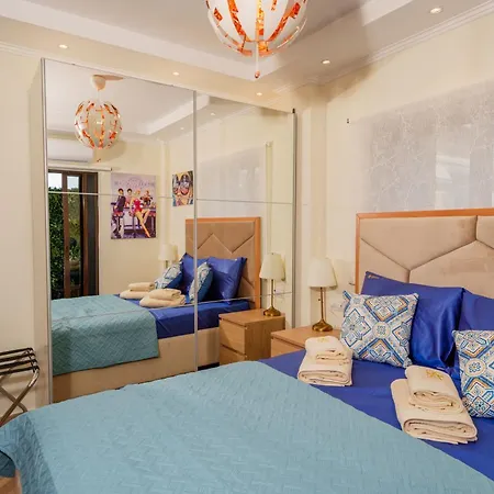 Lux Movie Stars Perea Apartment *